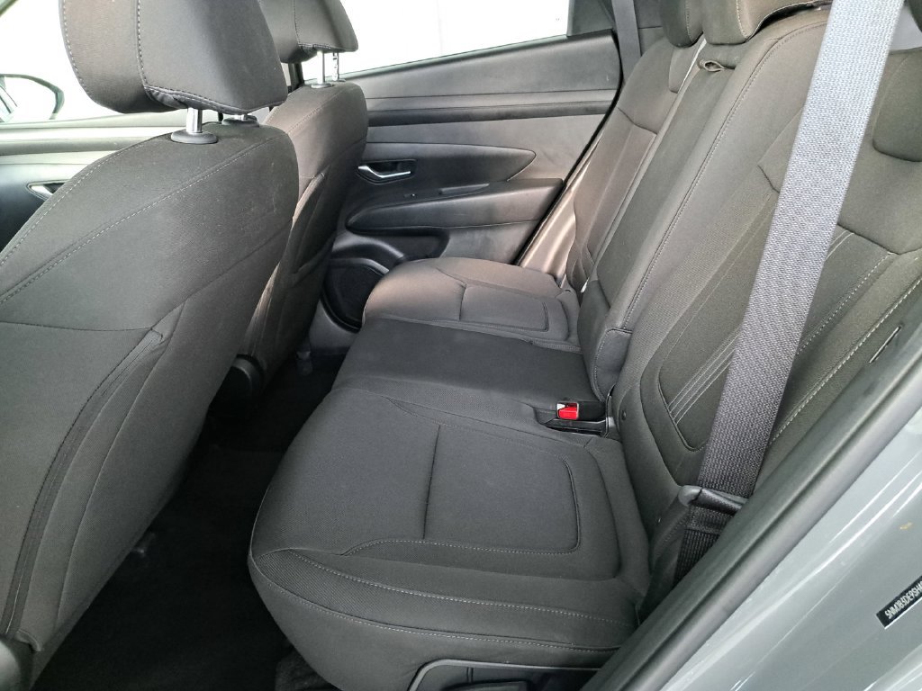 Used 2025 Hyundai Tucson SEL FWD image 25
