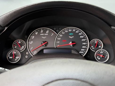 Used 2011 Chevrolet Corvette Coupe w/ 1LT RWD image 30