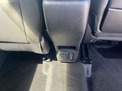 Used 2024 Chevrolet TrailBlazer RS w/ Convenience Package image 14