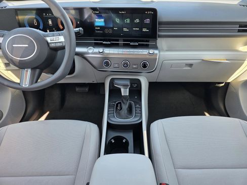 New 2026 Hyundai Kona SE image 12