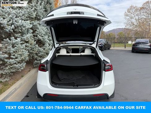 Used 2023 Tesla Model Y Long Range image 31