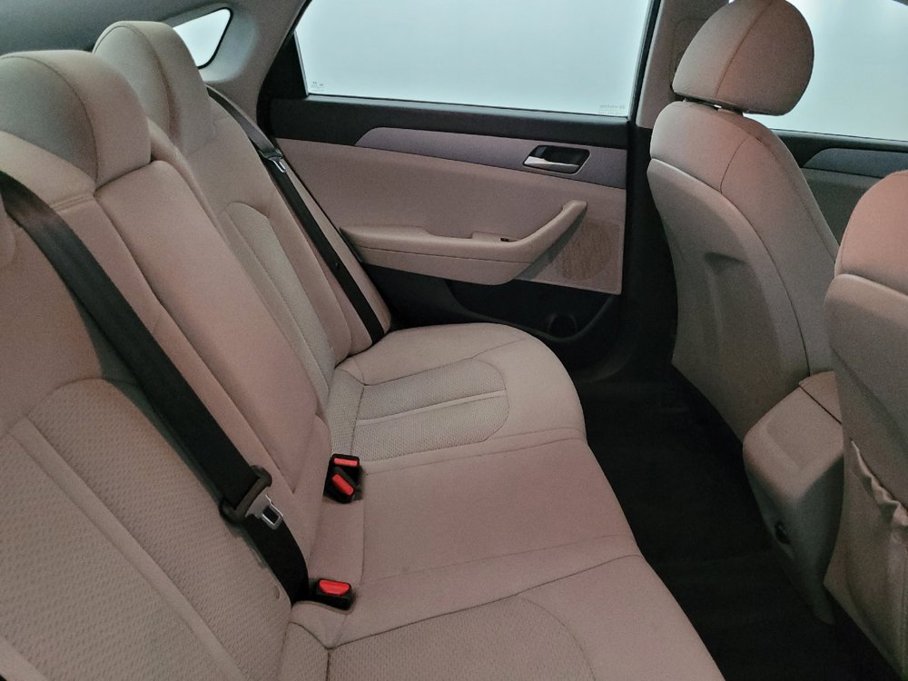 Used 2019 Hyundai Sonata SE FWD image 19
