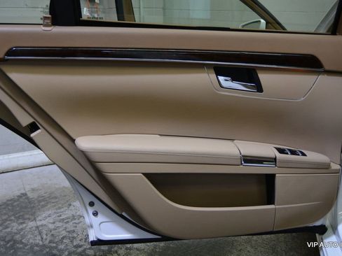 Used 2013 Mercedes-Benz S 550 4MATIC image 9