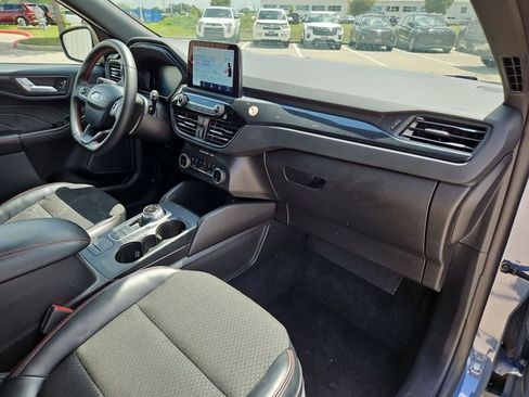 Used 2025 Ford Escape ST-Line FWD image 21