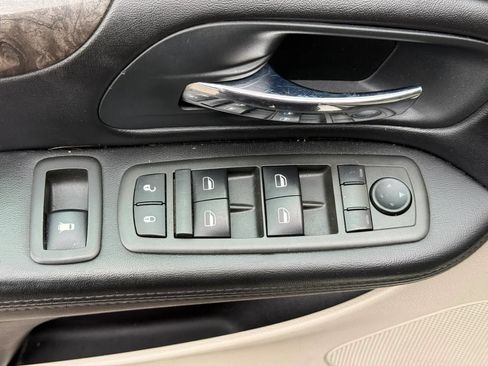 Used 2011 Dodge Grand Caravan Mainstreet FWD image 13