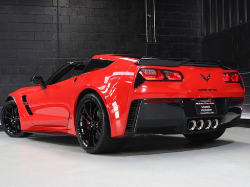 Used 2019 Chevrolet Corvette Grand Sport image 9