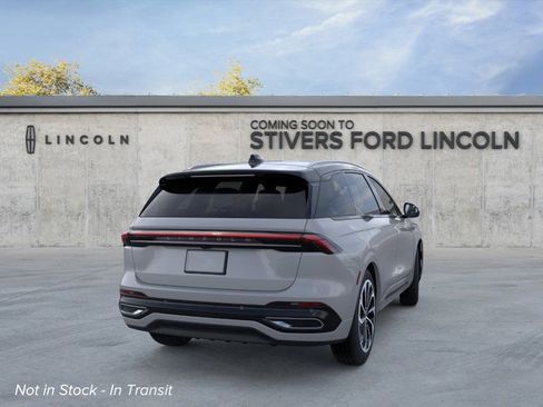 New 2026 Lincoln Nautilus Reserve image 8