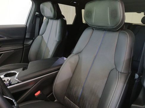 Certified 2024 Cadillac Lyriq Luxury AWD/4WD image 16
