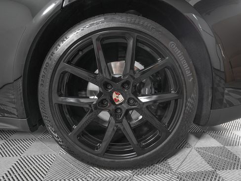 Used 2026 Porsche Panamera image 31