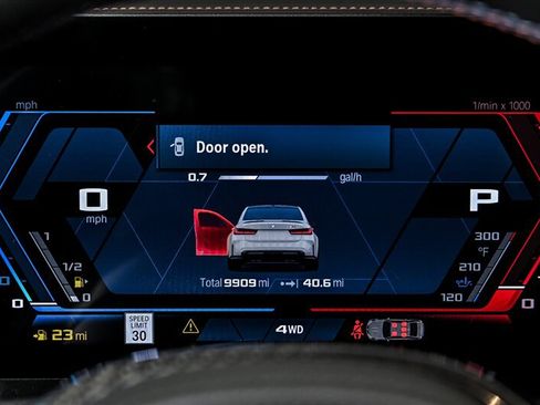Used 2025 BMW M3 Competition AWD/4WD image 28