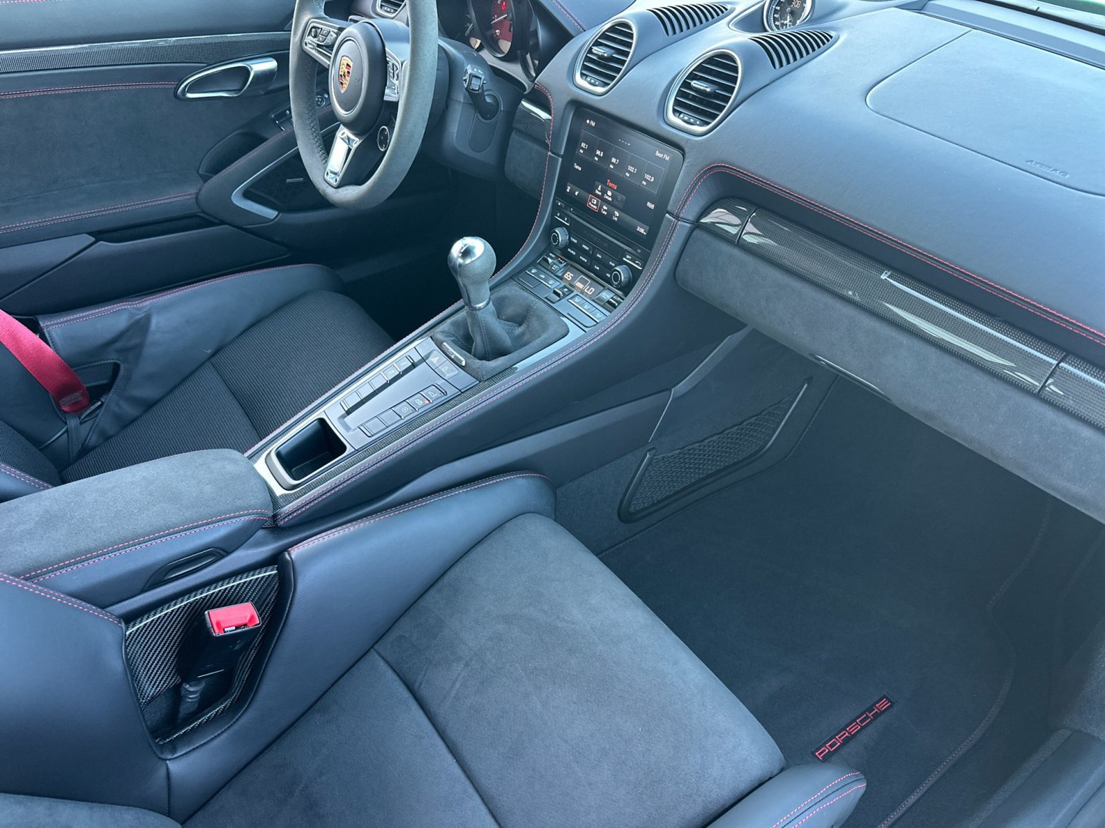 Certified 2021 Porsche 718 Cayman GTS RWD image 22