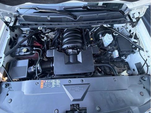 Used 2018 Chevrolet Silverado 1500 W/T w/ Trailering Package AWD/4WD image 23