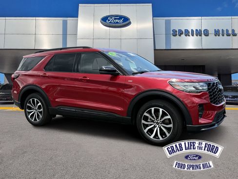 Certified 2025 Ford Explorer ST-Line w/ Premium Package RWD image 1