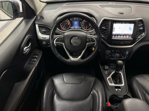 Used 2016 Jeep Cherokee Trailhawk w/ Leather Interior Group image 22