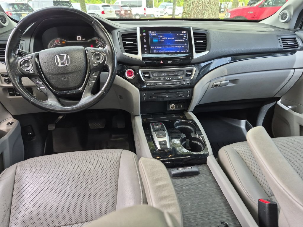 Used 2016 Honda Pilot Elite image 30