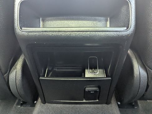Used 2023 Mercedes-Benz GLE 350 w/ AMG Line Exterior image 19