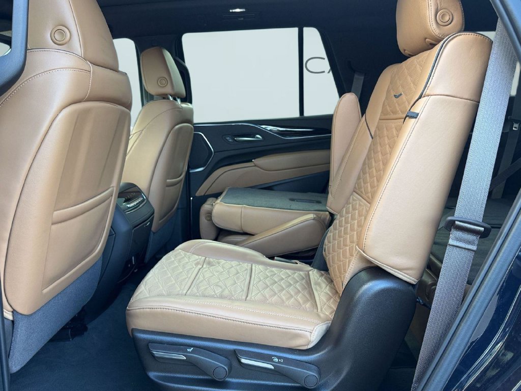 Used 2023 Cadillac Escalade Sport w/ Touring Package AWD/4WD image 12