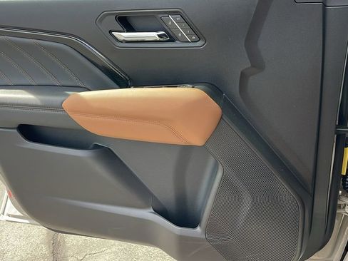 New 2026 GMC Canyon AT4 w/ Technology Plus Package AWD/4WD image 27