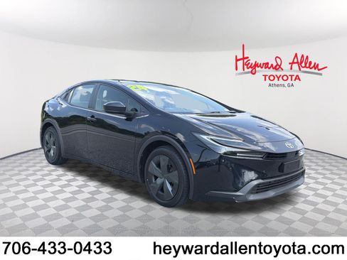 Certified 2024 Toyota Prius LE FWD image 1