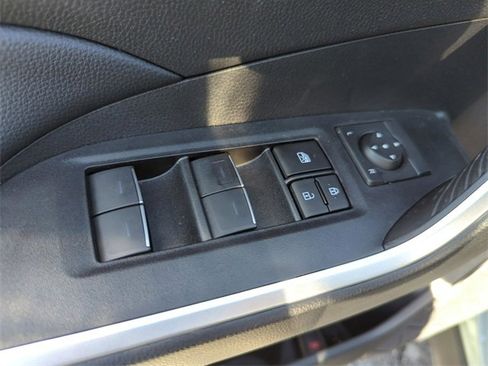 Used 2023 Toyota RAV4 XLE image 25