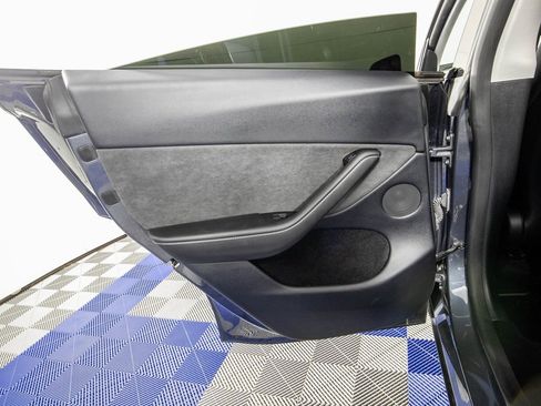 Used 2023 Tesla Model Y Long Range image 13