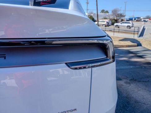 Used 2026 Tesla Model Y Long Range image 26