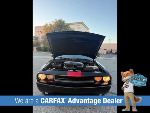 Used 2014 Dodge Challenger SXT RWD image 58