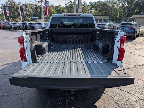 Used 2021 Chevrolet Silverado 1500 LT RWD image 13