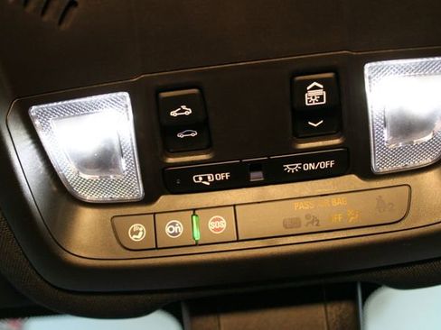 Used 2022 Chevrolet Equinox RS AWD/4WD image 30