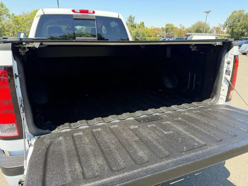 Used 2011 GMC Sierra 3500 Denali w/ Suspension Package, Off-Road AWD/4WD image 21