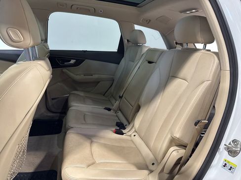 Used 2019 Audi Q7 3.0T Prestige w/ Prestige Package AWD/4WD image 33