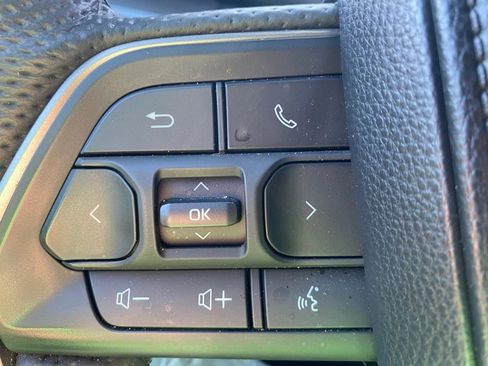 Used 2024 Toyota Tacoma TRD Off-Road image 26