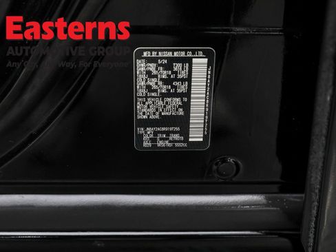 Used 2024 Nissan Armada SV image 39