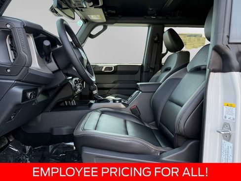 New 2026 Ford Bronco Outer Banks AWD/4WD image 13