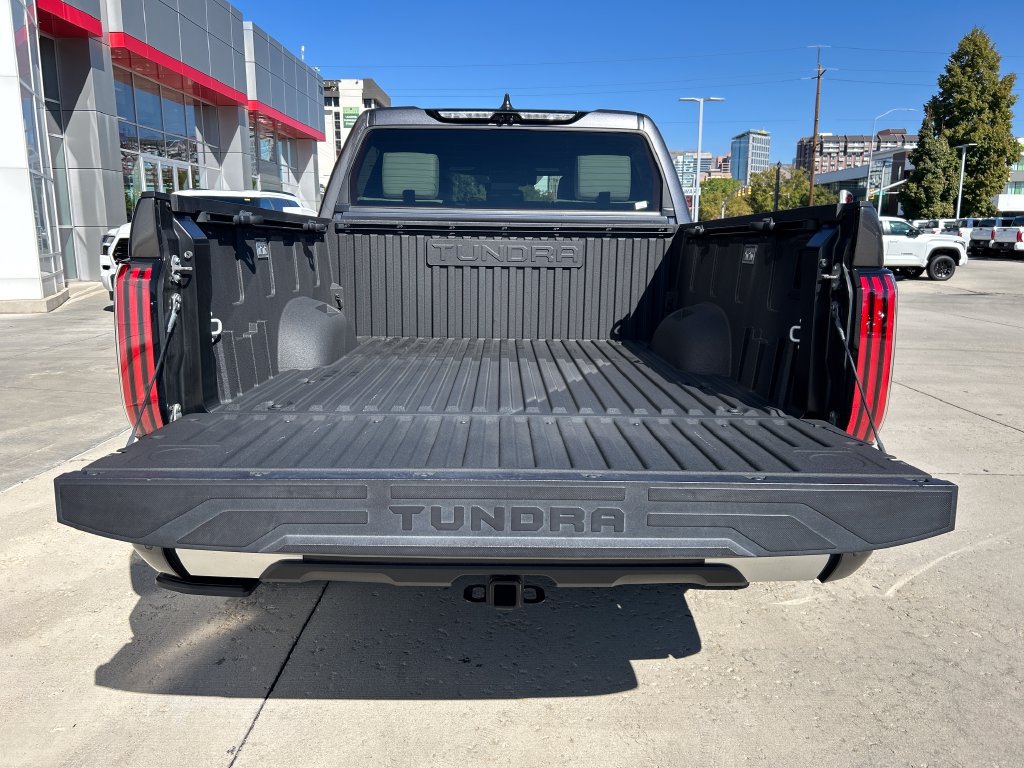 Used 2024 Toyota Tundra Capstone AWD/4WD image 15