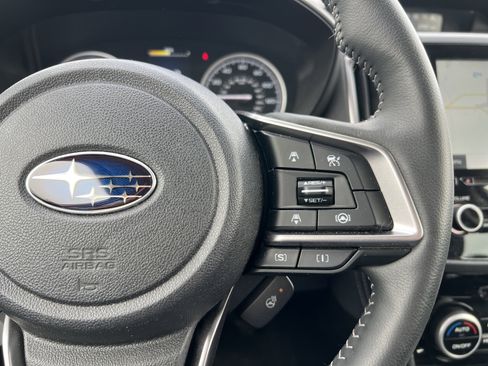 Used 2023 Subaru Forester Limited image 28