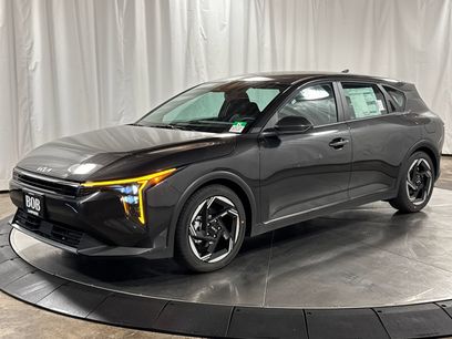 New 2026 Kia K4 EX