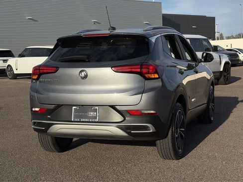 Used 2021 Buick Encore GX Select FWD image 27