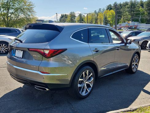 Certified 2024 Acura MDX SH-AWD w/ Technology Package image 5