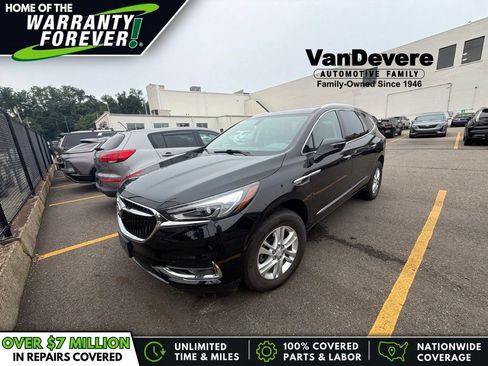 Used 2018 Buick Enclave Essence w/ Trailering Package FWD image 1