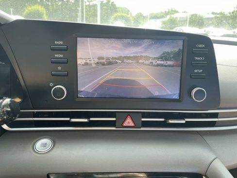 Used 2023 Hyundai Elantra SEL w/ Cargo Package FWD image 31