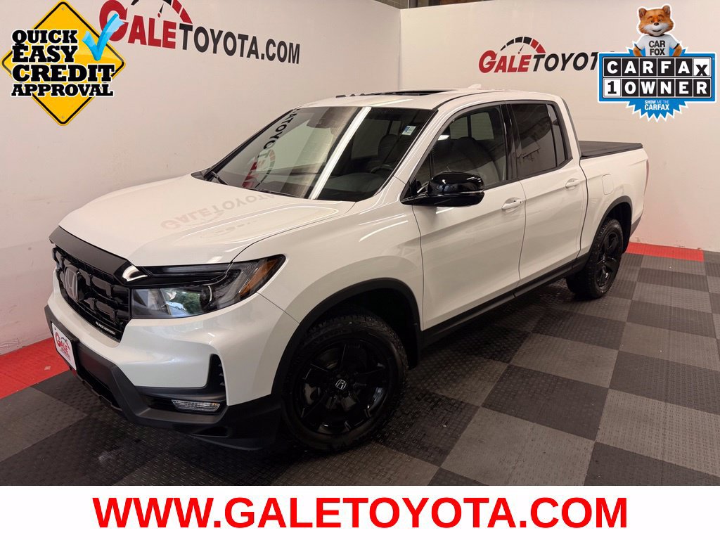 Used 2025 Honda Ridgeline Black Edition image 1