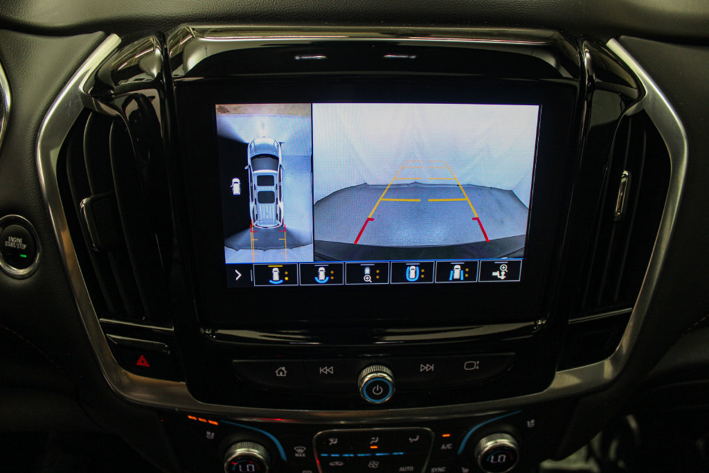 Used 2021 Chevrolet Traverse Premier w/ Redline Edition AWD/4WD image 33