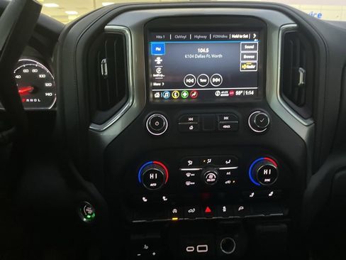 Used 2021 Chevrolet Silverado 1500 LT w/ Texas Edition Plus image 9