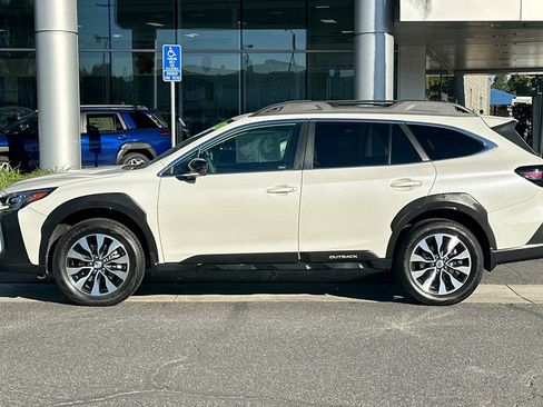 Certified 2023 Subaru Outback Limited image 8