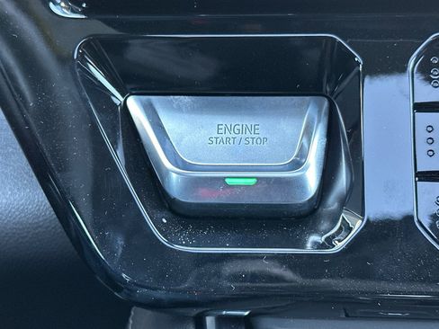 Used 2025 GMC Sierra 1500 Elevation w/ Elevation Premium Package image 25