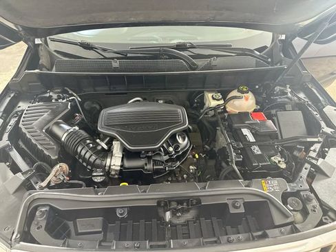 Used 2017 GMC Acadia SLT FWD image 32