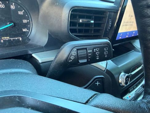 Used 2020 Ford Explorer XLT w/ Equipment Group 202A AWD/4WD image 23