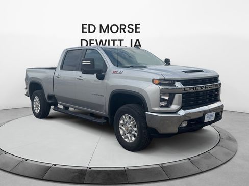 Used 2021 Chevrolet Silverado 2500 LT w/ Convenience Package image 7