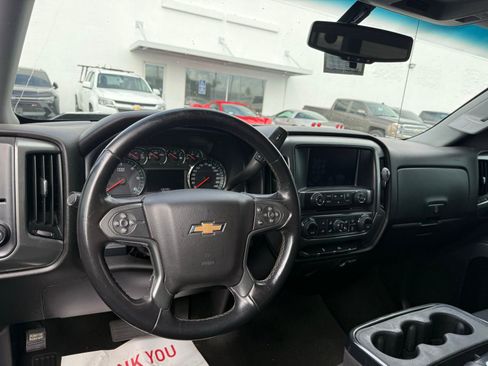 Used 2018 Chevrolet Silverado 1500 LT w/ All Star Edition image 8